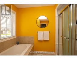 884 REEVES AVENUE - 21