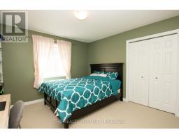 884 REEVES AVENUE - 24