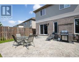 884 REEVES AVENUE - 31