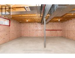 884 REEVES AVENUE - 34