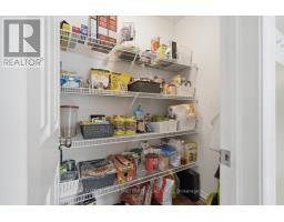 748 APRICOT DRIVE - 12