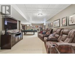 748 APRICOT DRIVE - 29