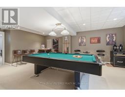 748 APRICOT DRIVE - 30