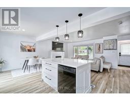 1053 GRIFFITH ROAD - 12