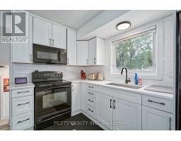 1053 GRIFFITH ROAD - 13