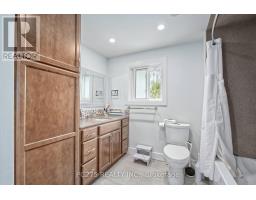 1053 GRIFFITH ROAD - 14