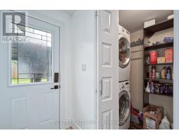 1053 GRIFFITH ROAD - 26