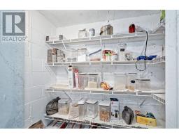 1053 GRIFFITH ROAD - 31