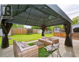 1053 GRIFFITH ROAD - 39