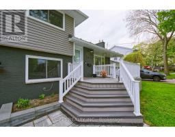 1053 GRIFFITH ROAD - 4