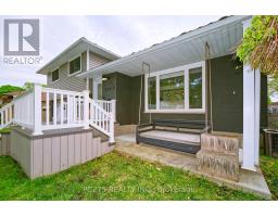 1053 GRIFFITH ROAD - 5