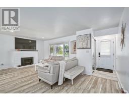 1053 GRIFFITH ROAD - 7