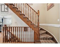 51 LAUREL CRESCENT - 21