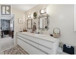 51 LAUREL CRESCENT - 24