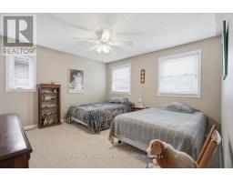 51 LAUREL CRESCENT - 26
