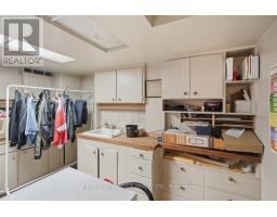 51 LAUREL CRESCENT - 33