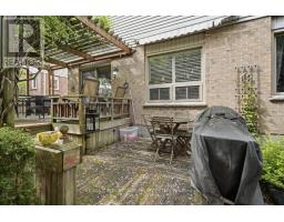 51 LAUREL CRESCENT - 39