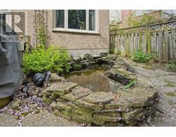 51 LAUREL CRESCENT - 5