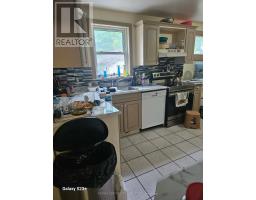 486 HALE STREET - 13