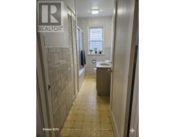 486 HALE STREET - 20