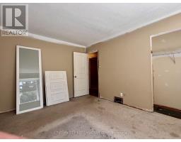 35 BENSON CRESCENT - 14