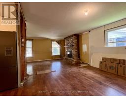 35 BENSON CRESCENT - 17
