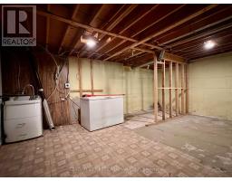 35 BENSON CRESCENT - 23