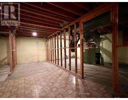 35 BENSON CRESCENT - 25