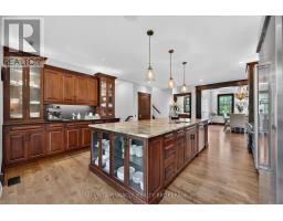 9082 FERNE DRIVE - 16