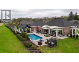 13 RIVER OAKS DRIVE - 41