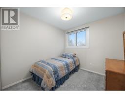 12 - 210 CARLYLE DRIVE - 25