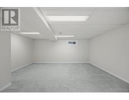12 - 210 CARLYLE DRIVE - 31