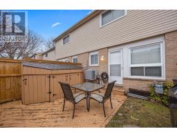 12 - 210 CARLYLE DRIVE - 37