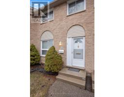 12 - 210 CARLYLE DRIVE - 4