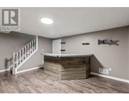 16 - 20 KERNOHAN PARKWAY - 32