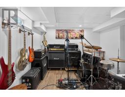 24 THIRD AVENUE - 34