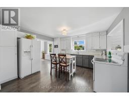 599 JOHN STREET - 14