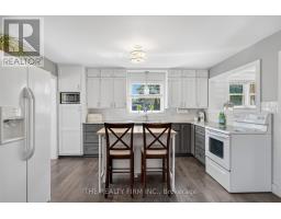 599 JOHN STREET - 15