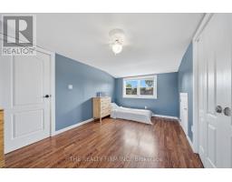 599 JOHN STREET - 27