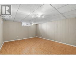 38 ALAYNE CRESCENT - 23