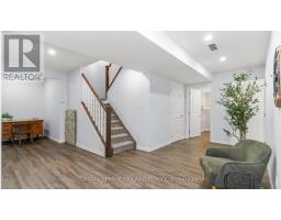 8 MELROSE COURT - 25