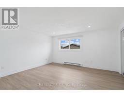 26 - 1443 HURON STREET - 16