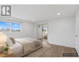 26 - 1443 HURON STREET - 17