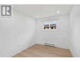 26 - 1443 HURON STREET - 22
