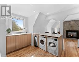 575 EMILY STREET - 37
