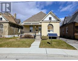 8 WELDON AVENUE - 1
