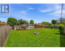 74 DEVERON CRESCENT - 36