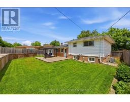 74 DEVERON CRESCENT - 38