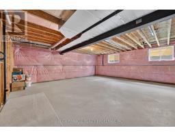 2572 LUCAS AVENUE - 40