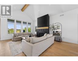 2572 LUCAS AVENUE - 9